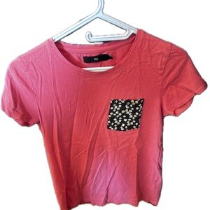 Tag Pink Short Sleeve Tee with Black Floral Pocket